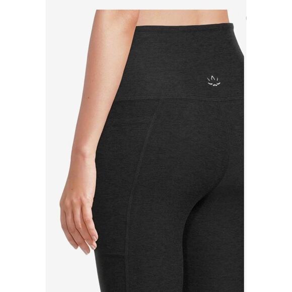 Beyond Yoga Space Dye Out Of Pocket High Waisted Capri Leggings Black Sz L NEW - Picture 6 of 13